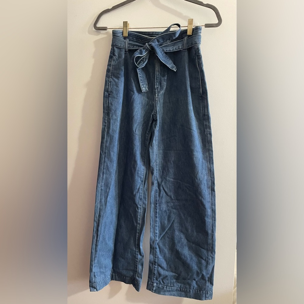 GAP Women's Blue High-Waist Straight Jeans with Tie Belt